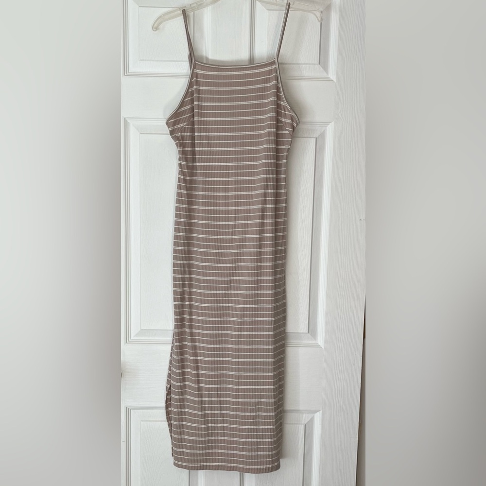 Maxi Dress-Very Fitting